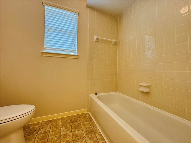 Building Photo - 8003 Beech Park Ln