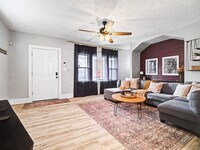 Building Photo - 3457 W 128th St