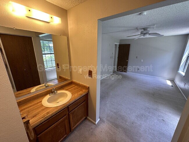 Building Photo - 5443 W 76th Ave