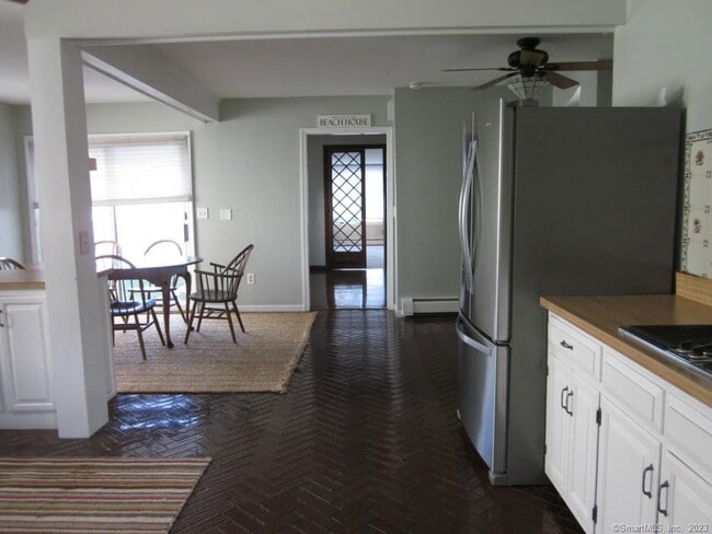 Building Photo - 181 Kings Hwy