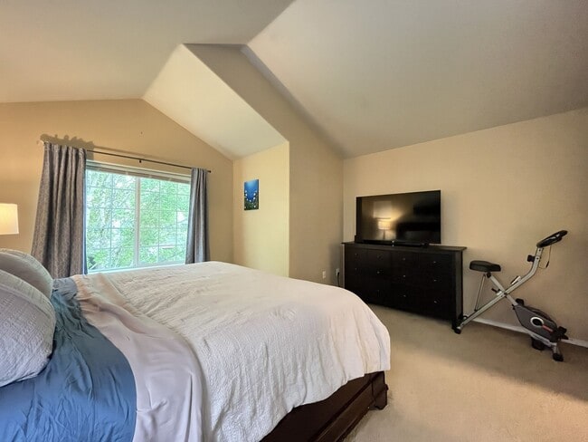 Building Photo - Modern 2 Bedroom + Bonus Room Townhome Near Nike with Dual En Suites, Balcony & Attached Garage