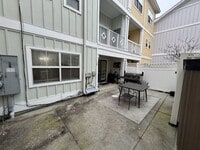 Building Photo - 72 Cassandra Ln