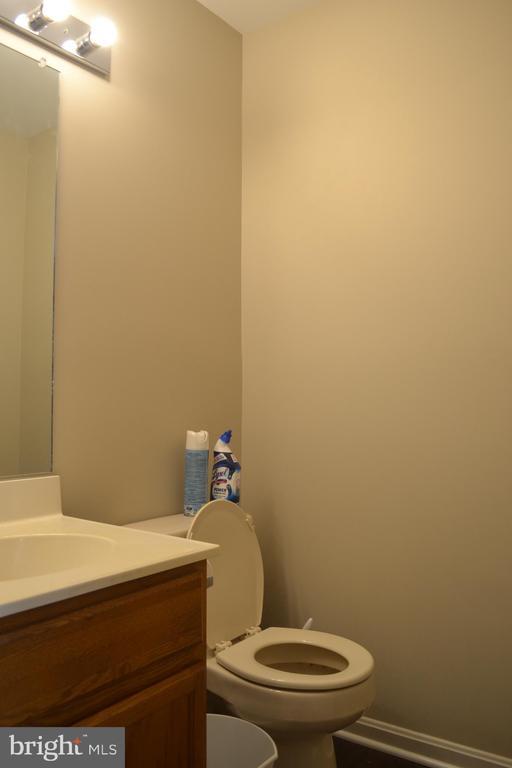 Building Photo - 9614 Shannon Ln