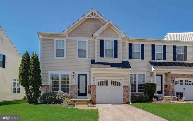 Building Photo - 1709 Hayle Dr