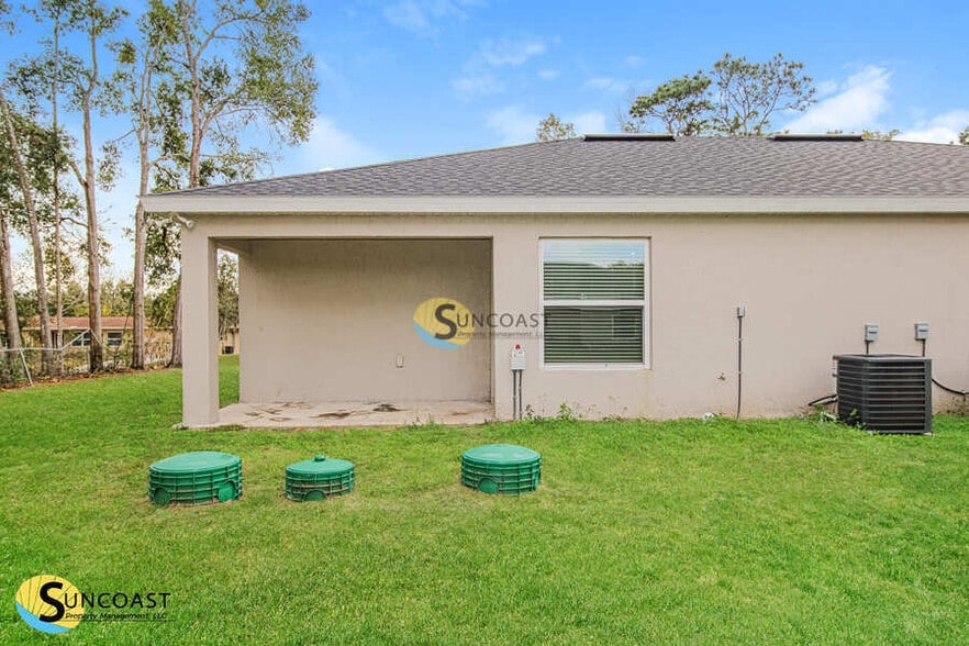 Building Photo - 814 Spruce St