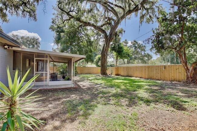 Building Photo - 2914 Lando Ln