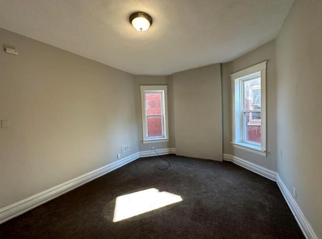 Building Photo - 3214 Natural Bridge Ave