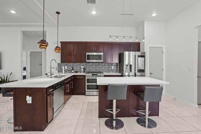 Building Photo - 244 Saltford Pl