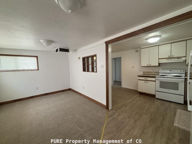 Building Photo - 1040 N Harlan St