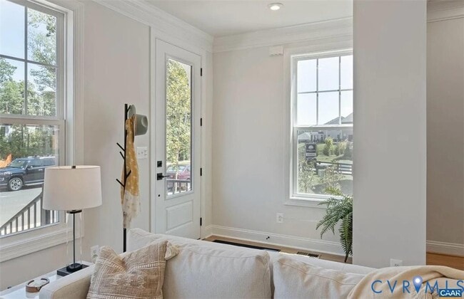 Building Photo - 805 Park Ridge Dr