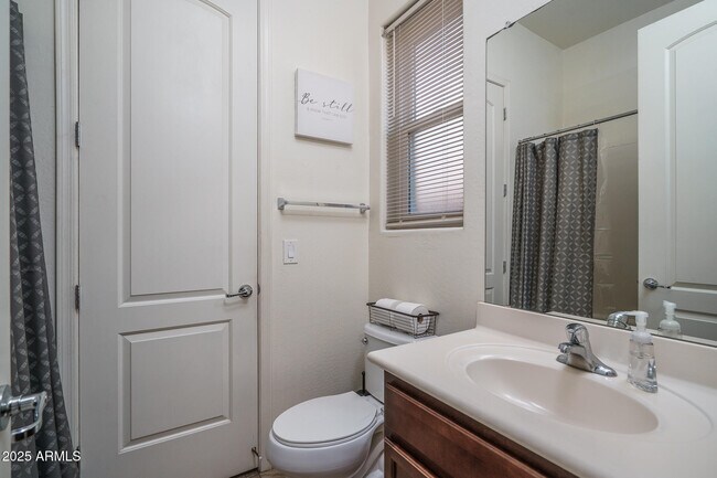 Building Photo - 14757 W Pasadena Ave