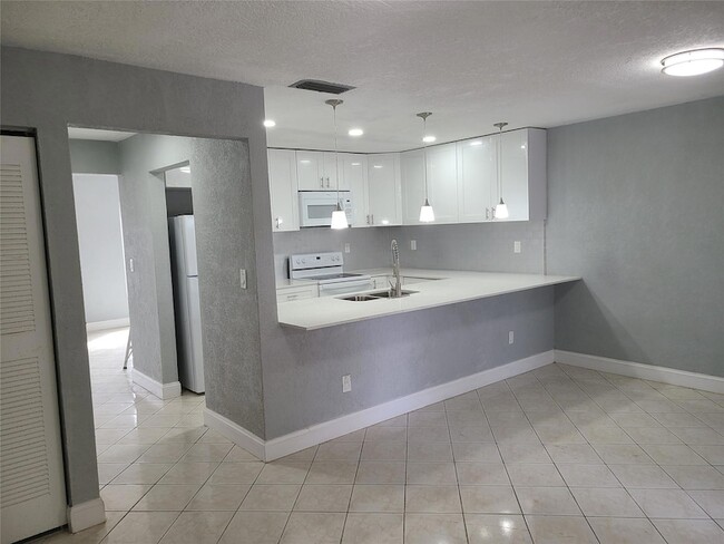 Building Photo - 2775 NW 194th Terrace