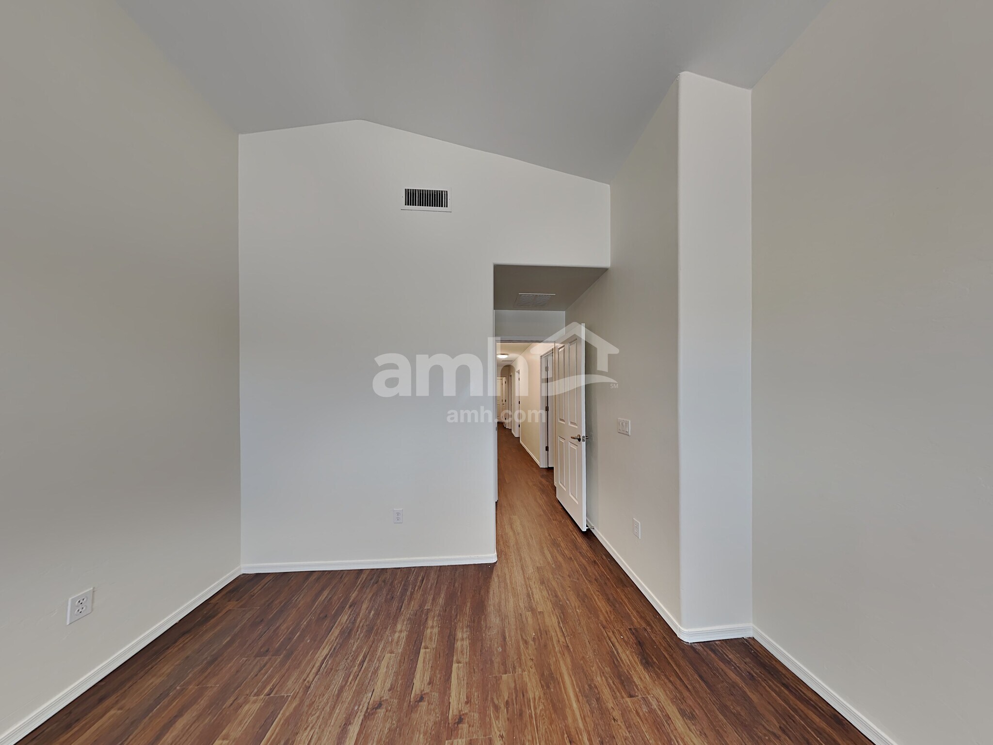 Building Photo - 7918 S Clarkson Ct