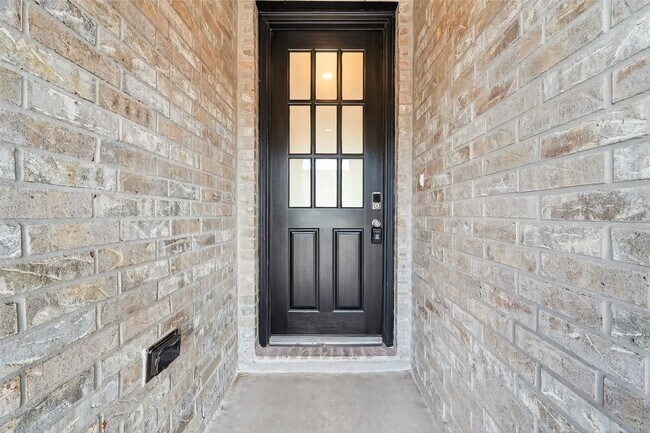 Building Photo - 3222 Kindred Wy