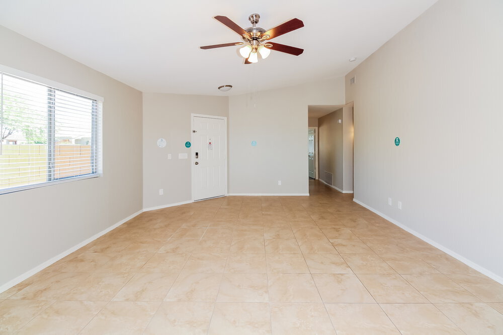 Building Photo - 5536 S Desert Redbud Dr