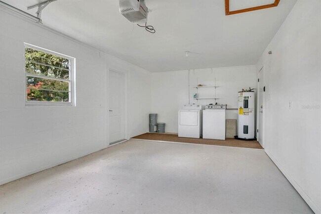 Building Photo - 6449 Eve St