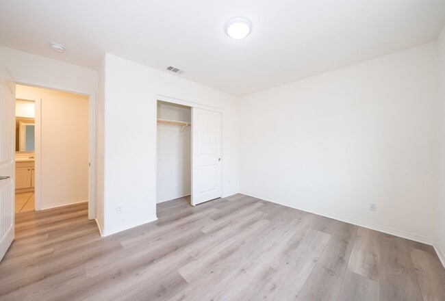 Building Photo - 6807 Rangeley Wy