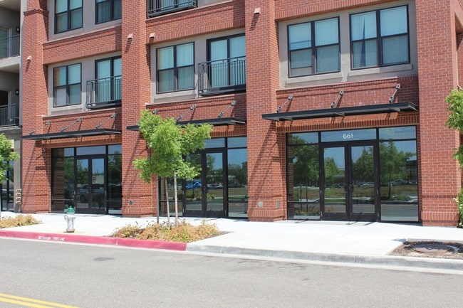 Building Photo - Cannery Place