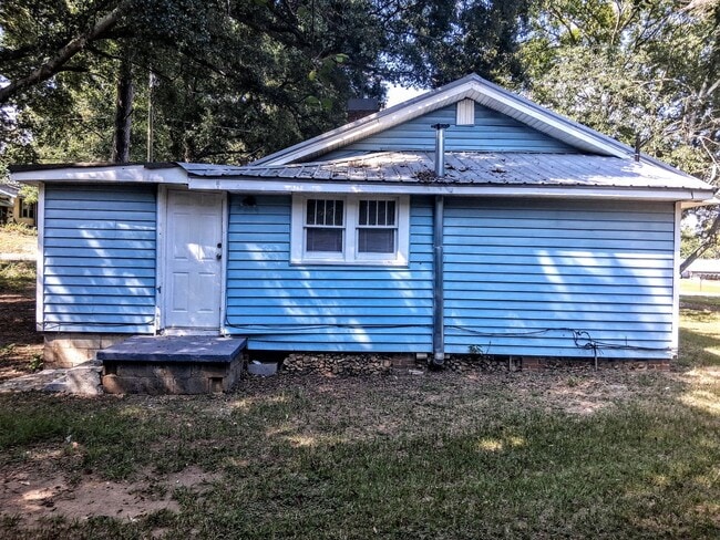 Building Photo - Charming 2 Bedroom Home in the Heart of Oxford!