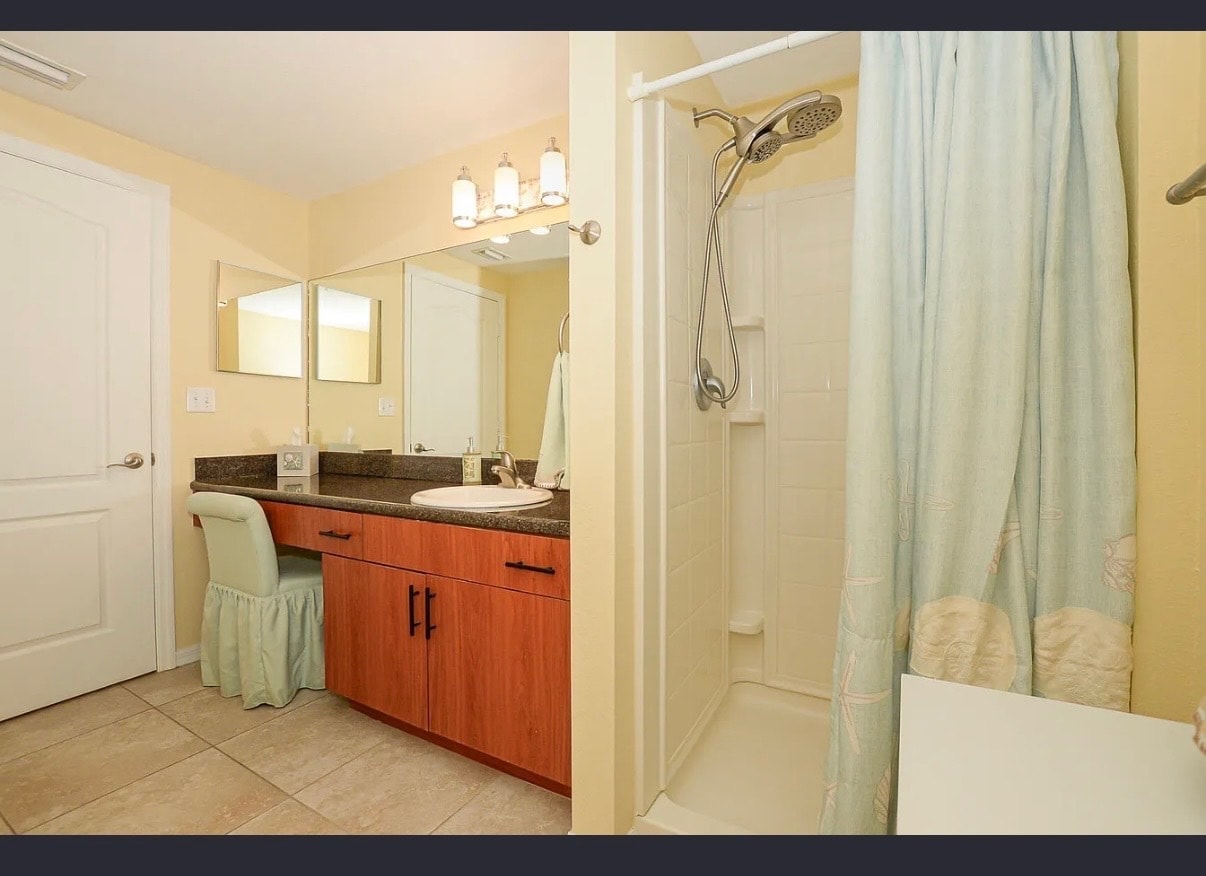 Building Photo - 4190 Gator Greens Way