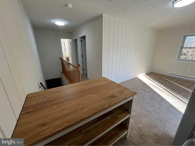 Building Photo - 384 Peach Orchard Rd