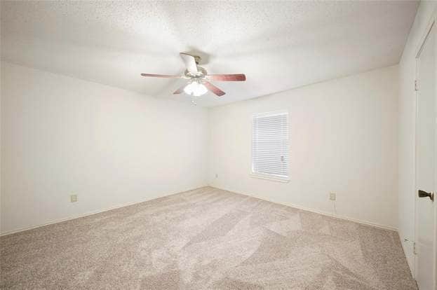 Building Photo - 1716 Huge Oaks St