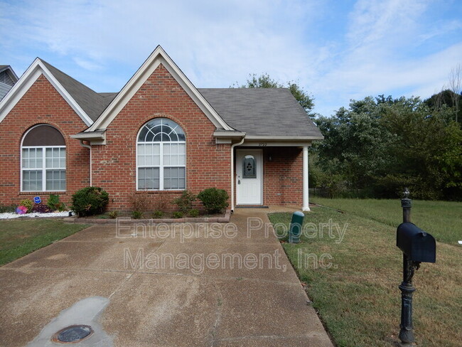 Building Photo - 2722 Virginia Woods Pl