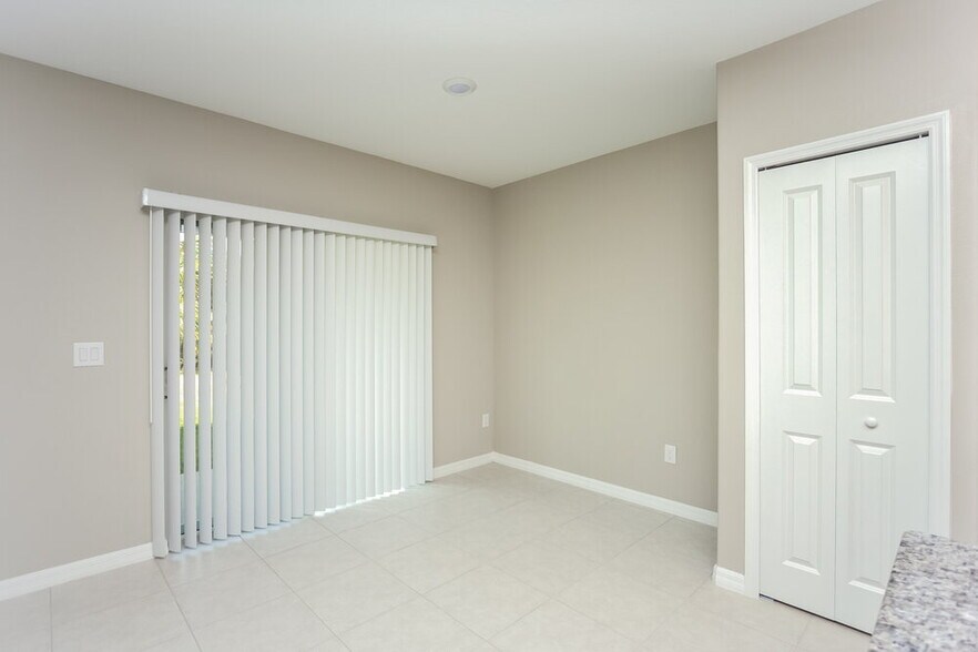 Building Photo - 7318 Spring Snowflake Ave