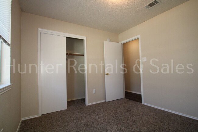 Building Photo - Spacious 4-Bedroom Home in Killeen