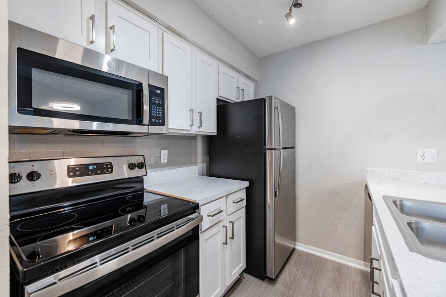 VeridianPlace_A1R_007_14108524-HDR_S - Veridian Place