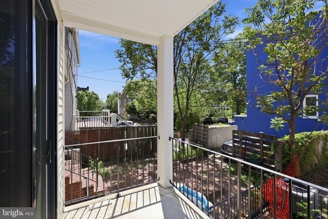 Building Photo - 2404 North Capitol St NW