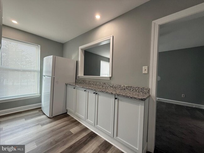 Building Photo - 55 S 3rd St