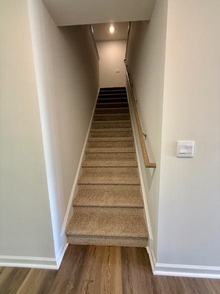 Building Photo - 5106 Hyrule Dr