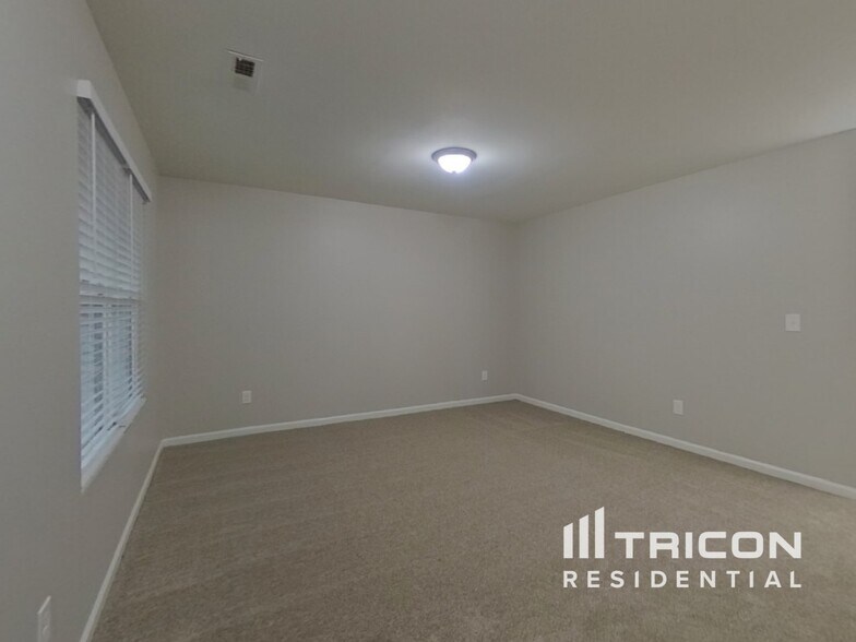 Building Photo - 5318 Artesa Ct