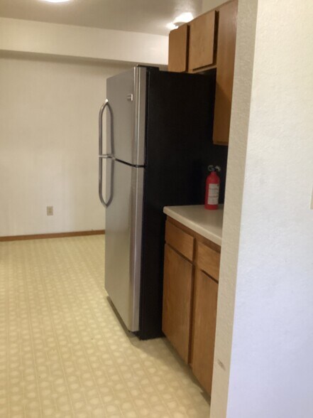 Building Photo - 1820 Waukesha Ave