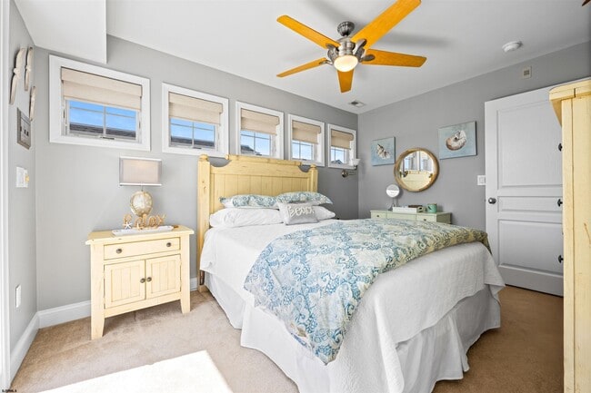 Building Photo - 28 N Colgate Ave