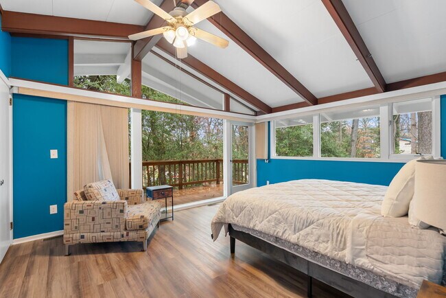 Building Photo - 103 Robinall Dr