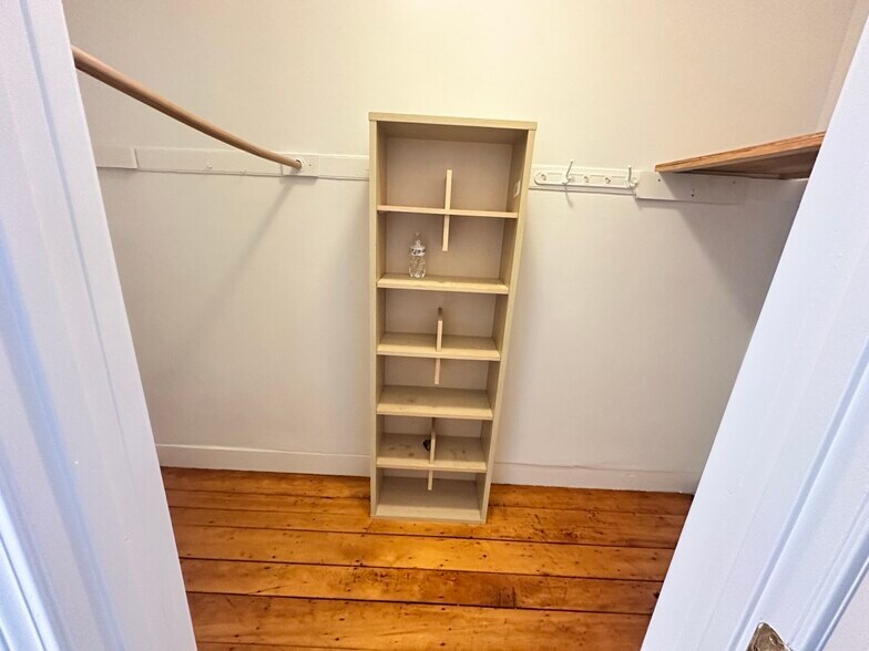 Building Photo - 61 Webster Ave