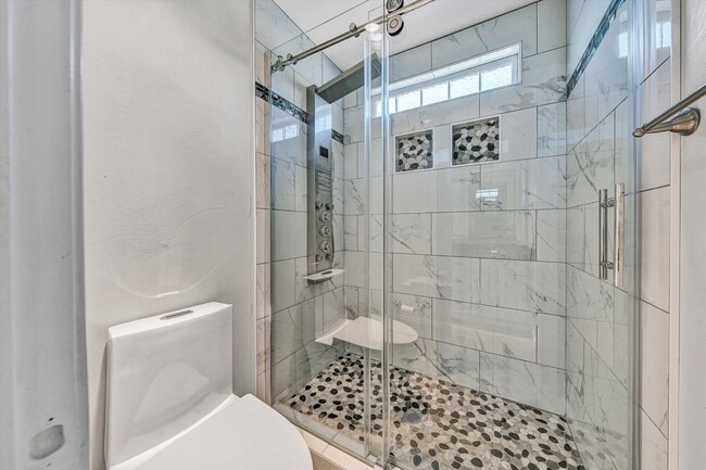Building Photo - 1147 Belcroft Court