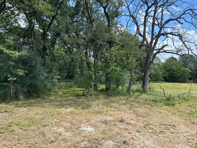Building Photo - 24001 Frontier Ln