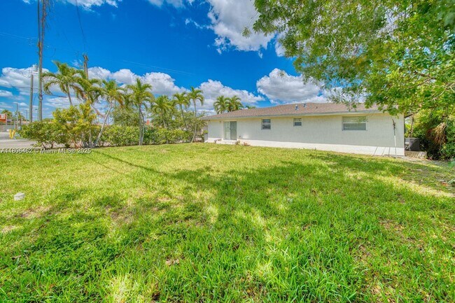 Building Photo - 11492 SW 190th Terrace Rd