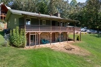 Building Photo - 568 Prince Dr
