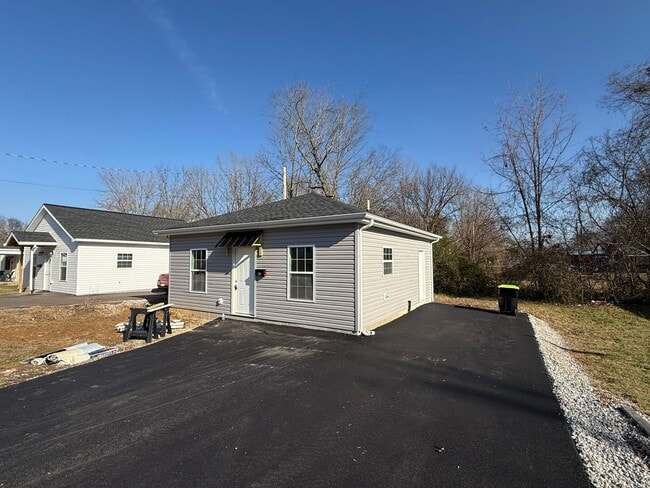 Building Photo - Brand New 1 Bedroom House in Benton