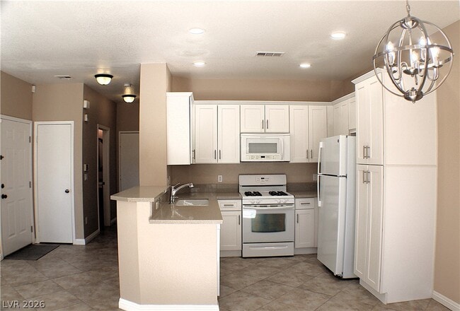 Building Photo - 251 S Green Valley Pkwy