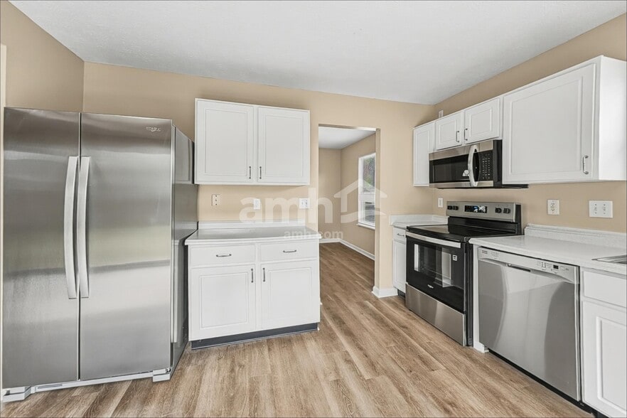 Building Photo - 7317 Wellwood Dr
