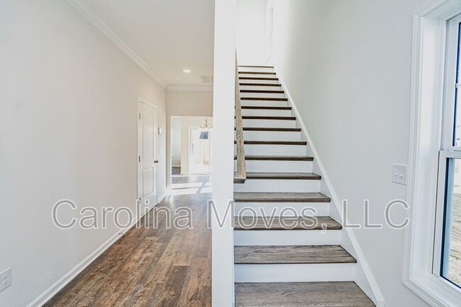 Building Photo - 300 Trail Branch Ct