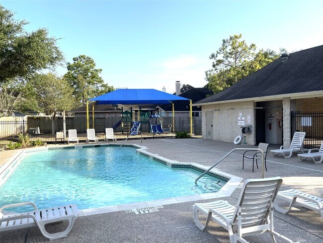 Building Photo - 1723 Rustic Oak Ln