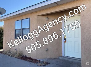 Building Photo - 2BR/1Bath - 4 Plex in Rio Rancho