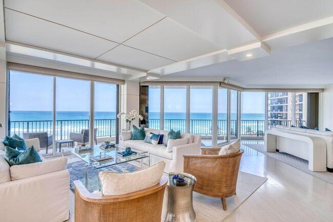 Building Photo - 570 Ocean Dr