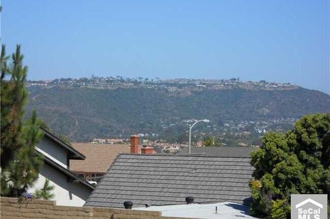 Building Photo - 24091 Vista Corona